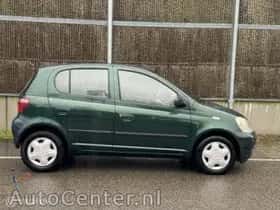 Toyota Yaris (2002) thumbnail 6