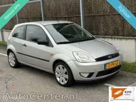Ford Fiesta (2004) thumbnail 2