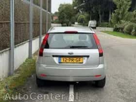 Ford Fiesta thumbnail 8