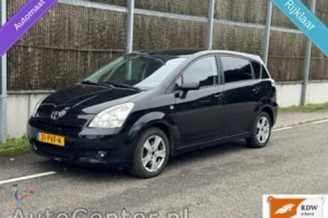 Toyota Verso (2006) thumbnail 2