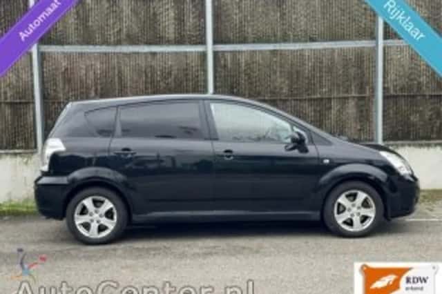 Toyota Verso (2006) thumbnail 3
