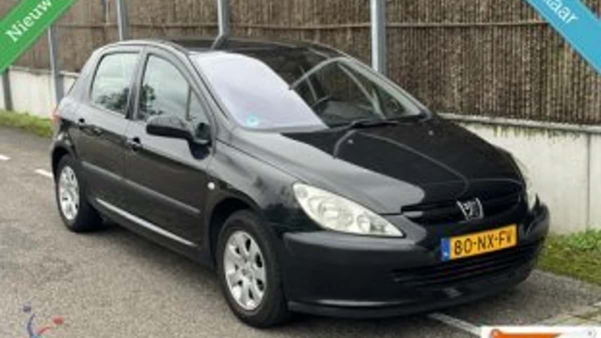 Peugeot 307 (2004) — foto 1