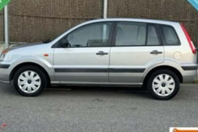 Ford Fusion (2007) thumbnail 3