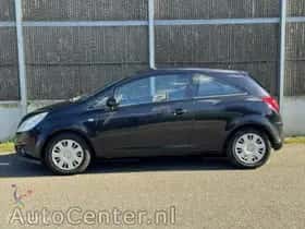 Opel Corsa (2008) thumbnail 5