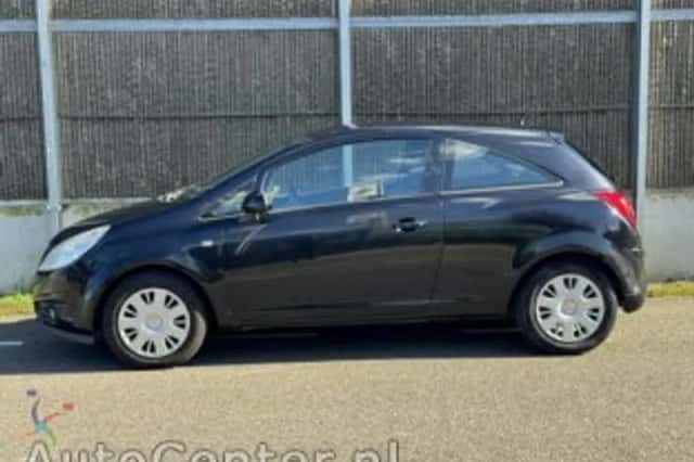 Opel Corsa (2008) thumbnail 5