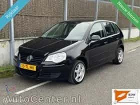 Volkswagen Polo (2006) thumbnail 2