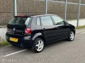 Volkswagen Polo (2006) thumbnail 5