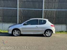 Peugeot 206 (2005) thumbnail 6