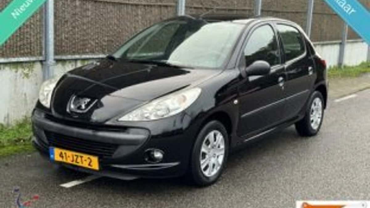 Peugeot 206+ — foto 1