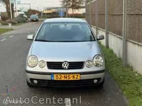 Volkswagen Polo (2004) thumbnail 7