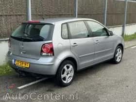 Volkswagen Polo (2006) thumbnail 5