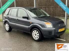 Ford Fusion thumbnail 2