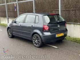 Volkswagen Polo (2005) thumbnail 4
