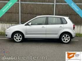 Volkswagen Polo (2006) thumbnail 3