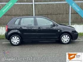 Volkswagen Polo (2005) thumbnail 3