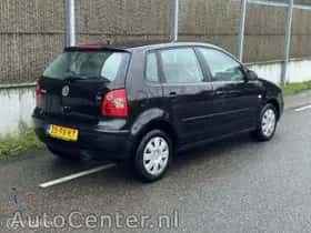 Volkswagen Polo (2005) thumbnail 4