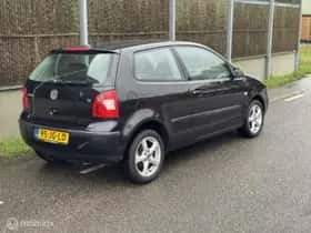 Volkswagen Polo (2002) thumbnail 5