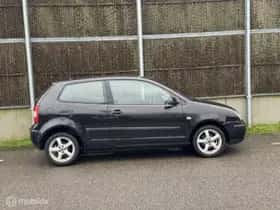 Volkswagen Polo (2002) thumbnail 6