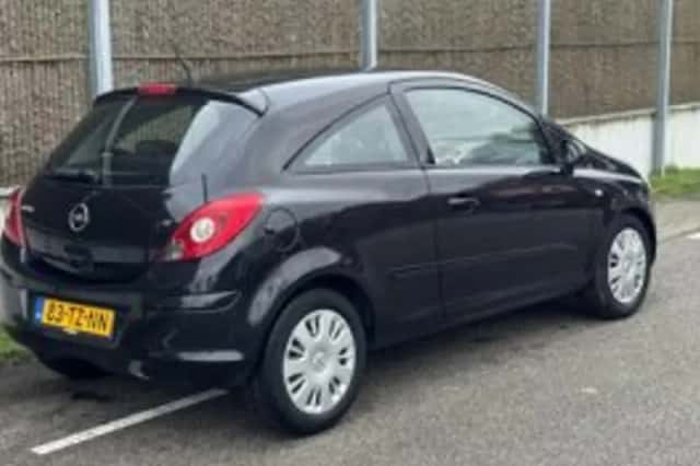 Opel Corsa (2007) thumbnail 4