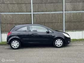 Opel Corsa (2007) thumbnail 6