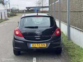 Opel Corsa (2007) thumbnail 8