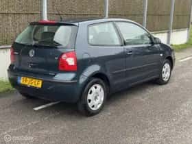 Volkswagen Polo (2002) thumbnail 5