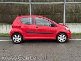Toyota Aygo (2007) thumbnail 6