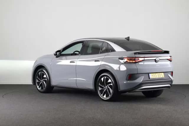 Volkswagen ID.5 (2025) thumbnail 3