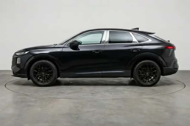 Audi Q3 (2026) thumbnail 2