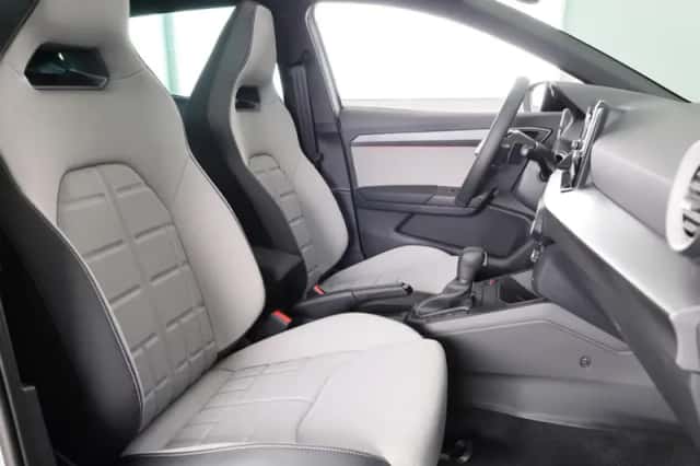 SEAT Arona (2026) thumbnail 4