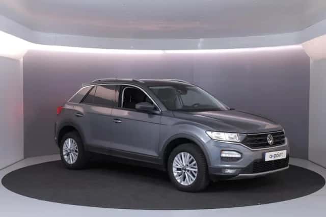 Volkswagen T-Roc (2022) thumbnail 4