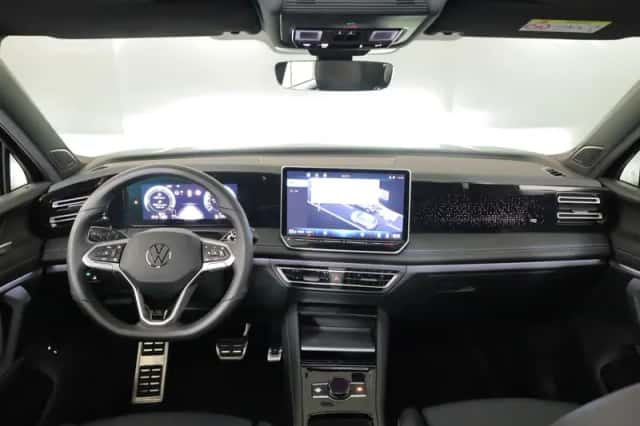 Volkswagen Tiguan (2025) thumbnail 6