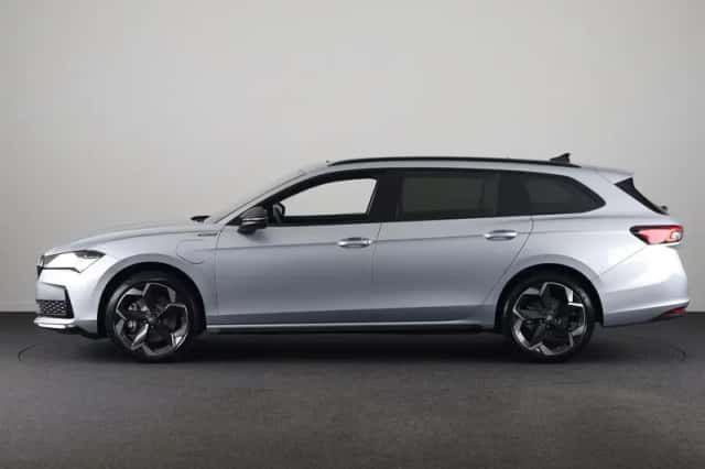 Škoda Superb (2026) thumbnail 2