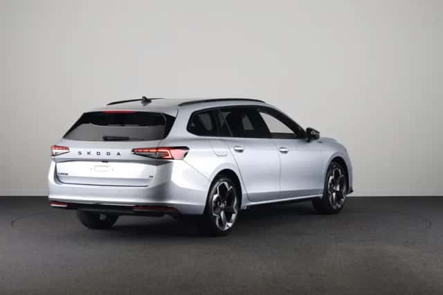 Škoda Superb (2026) thumbnail 5
