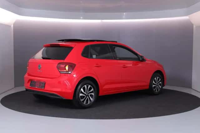 Volkswagen Polo (2021) thumbnail 4