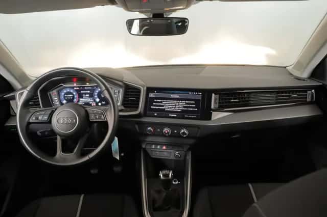 Audi A1 (2024) thumbnail 6