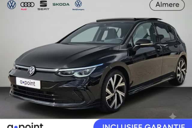 Volkswagen Golf (2022) thumbnail 1