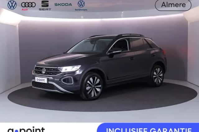 Volkswagen T-Roc (2025) thumbnail 1