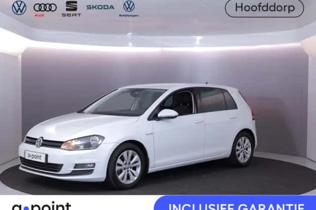 Volkswagen Golf (2017) thumbnail 1