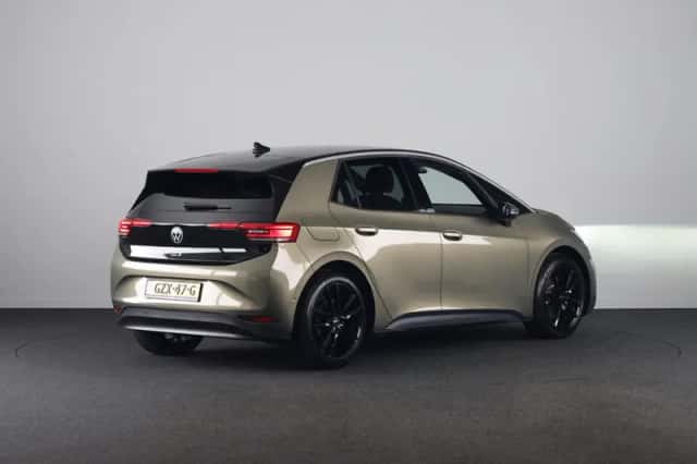 Volkswagen ID.3 (2025) thumbnail 5