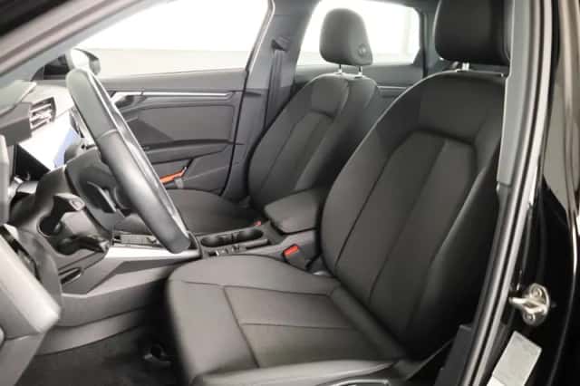 Audi A3 (2023) thumbnail 6