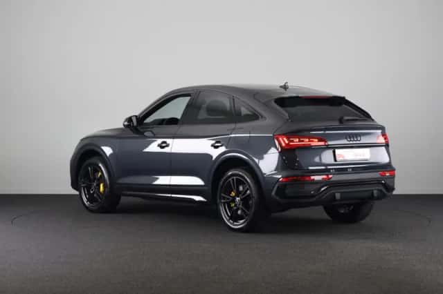 Audi Q5 (2021) thumbnail 4