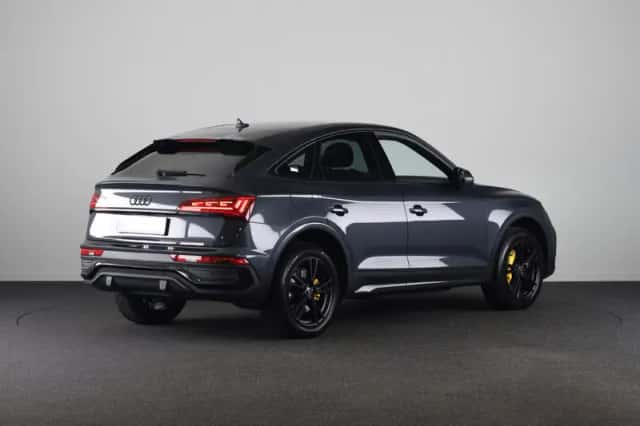 Audi Q5 (2021) thumbnail 5