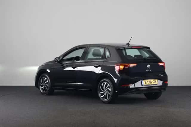 Volkswagen Polo (2023) thumbnail 3