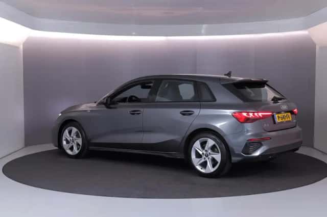 Audi A3 (2022) thumbnail 3