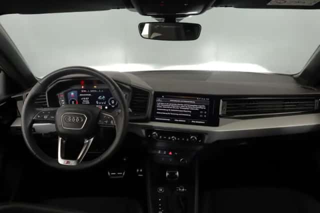Audi A1 (2025) thumbnail 6