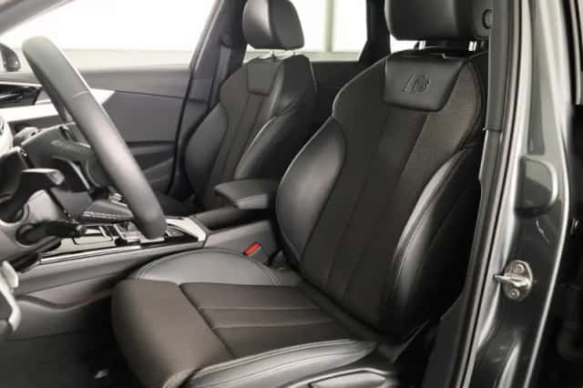 Audi A4 (2025) thumbnail 6