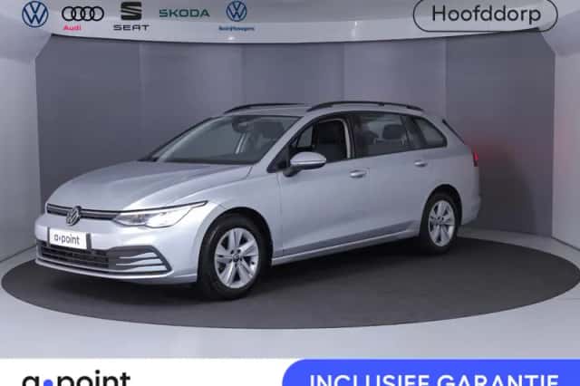 Volkswagen Golf (2023) thumbnail 1