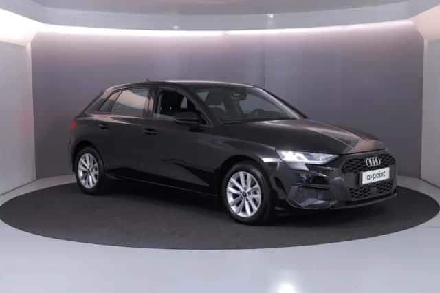 Audi A3 (2023) thumbnail 5