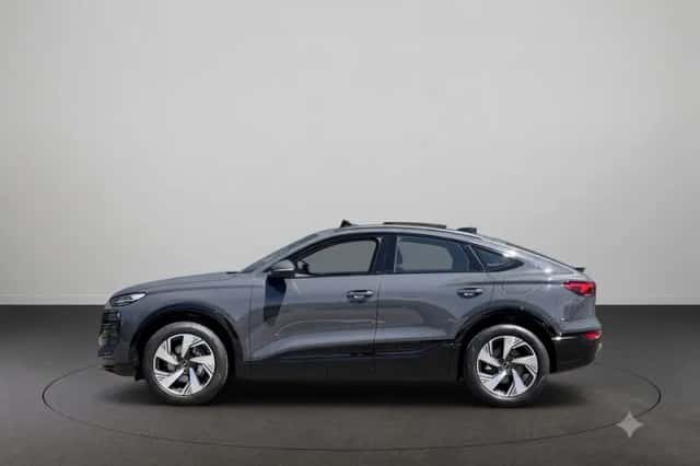 Audi Q6 (2025) thumbnail 5